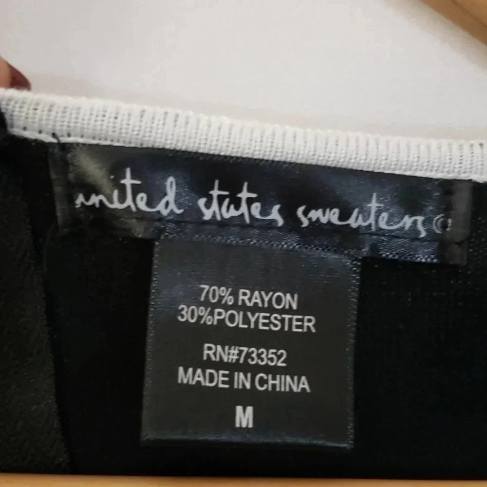 United States Sweater | Top | Size M | Black White - Picture 4 of 5